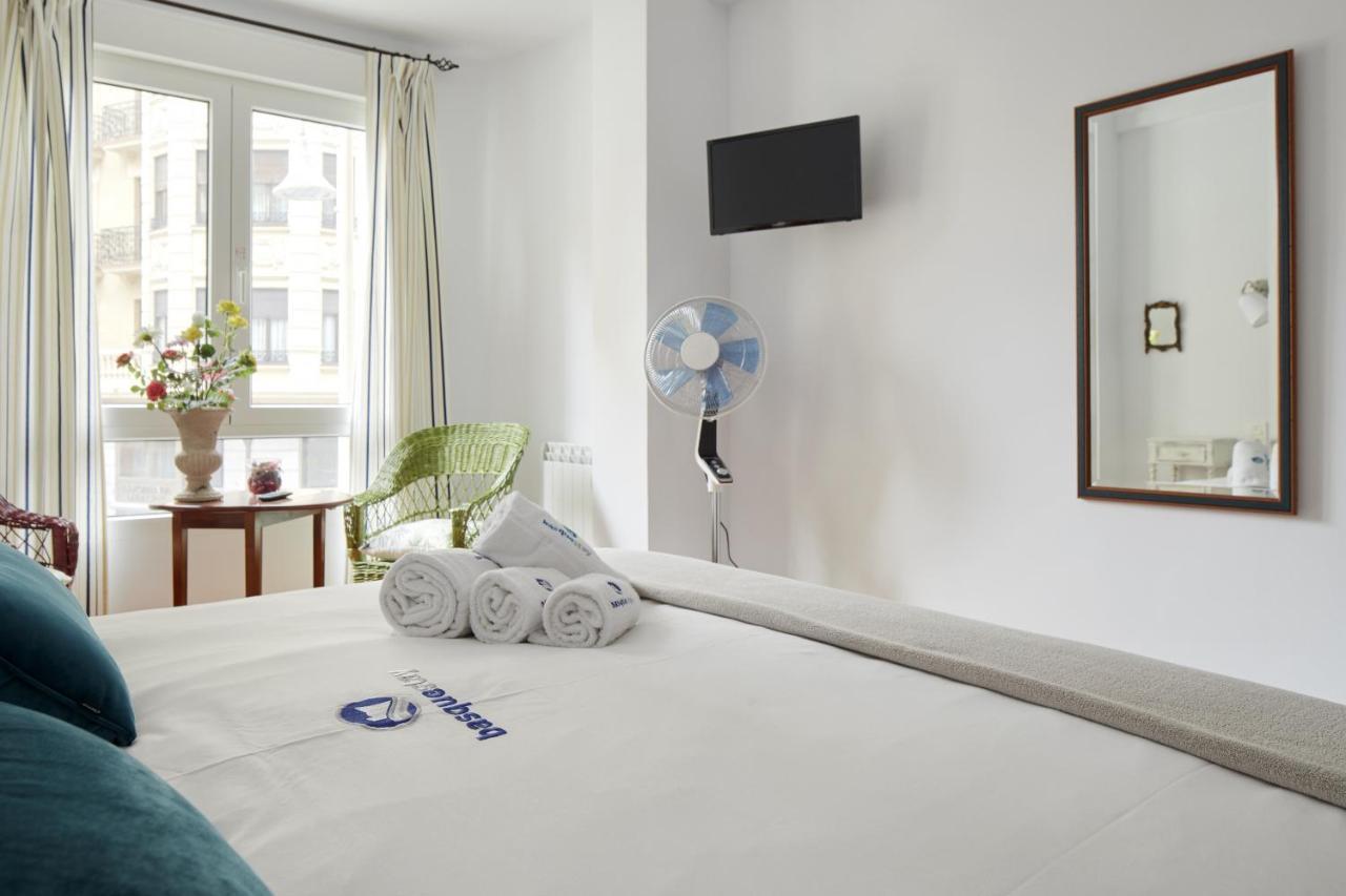Goxoki - Basque Stay Сан Себастиан Екстериор снимка